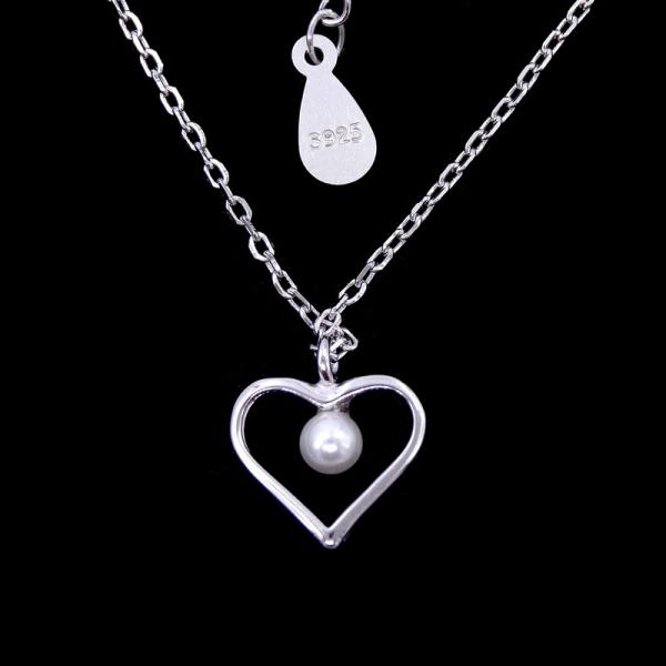 Minimalist Style Heart Shaped Necklace / 925 Silver Jewellery Pearl Chain