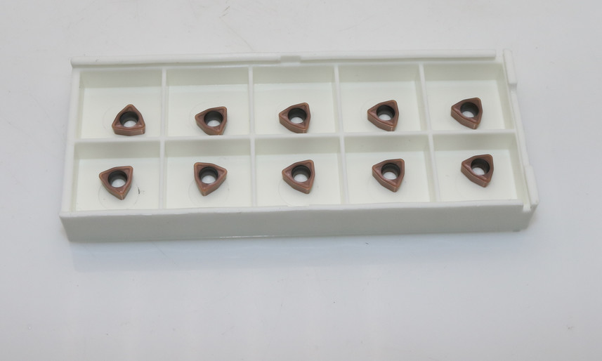 Heat Resistant Triangle Carbide Inserts , Cemented Carbide Inserts For Steel Machining