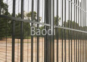 China Black Security Mesh Fencing 76.2mm X 12.7mm , Easily Assembled Airport Security Fencing wholesale