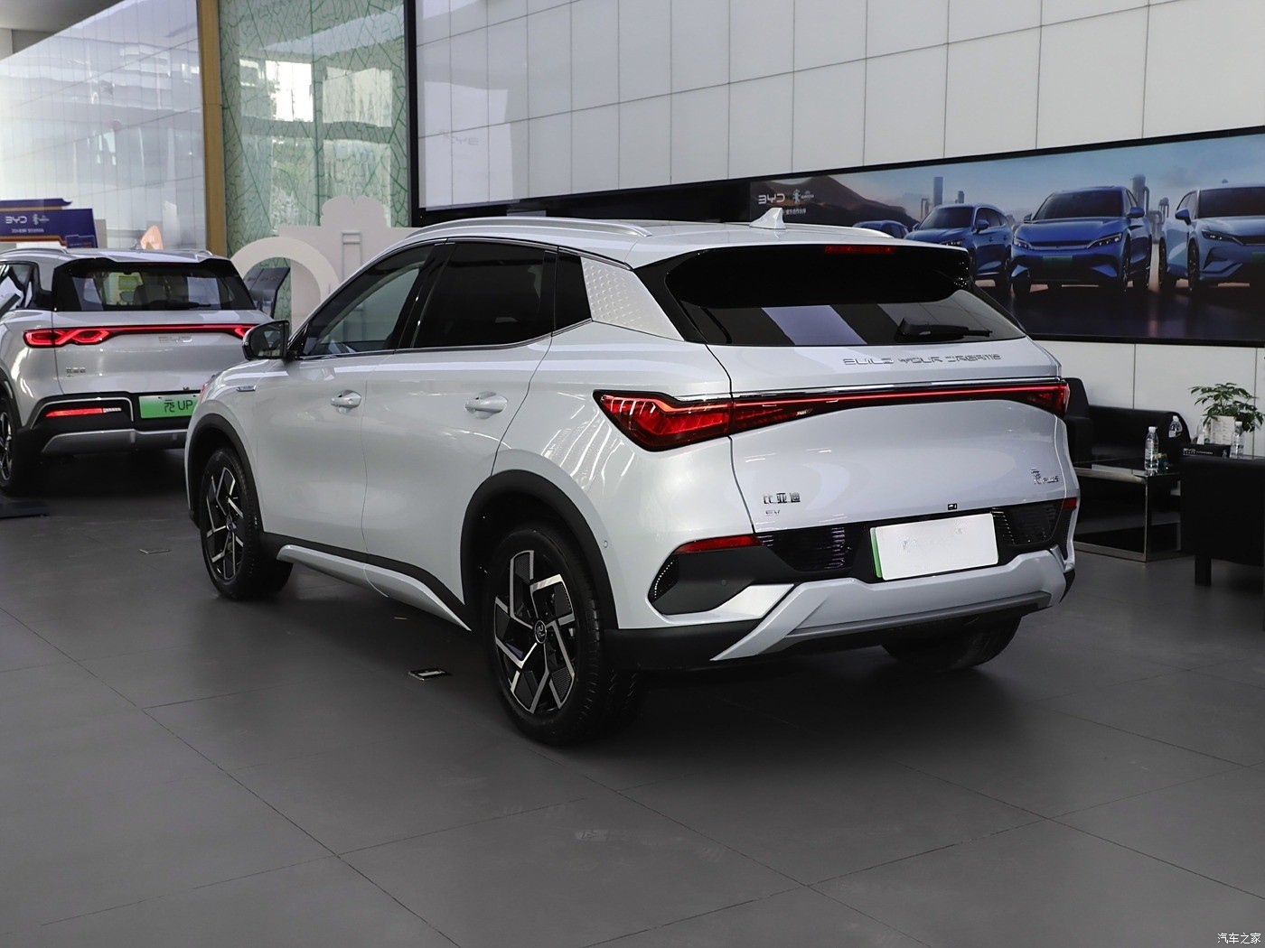 Adult Pure Electric Vehicles Ev Yuan Plus Car Suv 160Km/H byd automobile