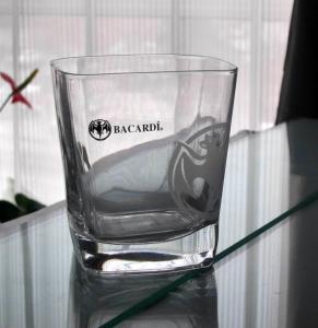 China Customize Print Logo Bacardi Whiskey Tumbler Glass , Square Whiskey Glasses wholesale
