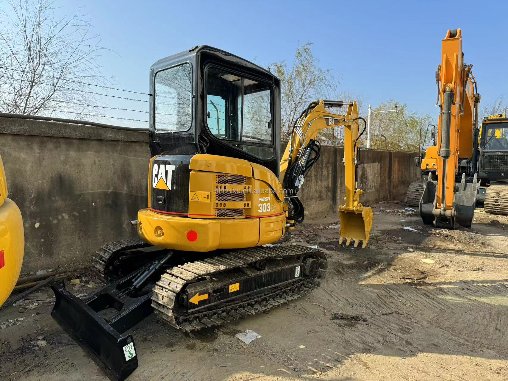 3 Ton Cat Second Hand Digger Cat303c Used Digger 0.12m3 Bucket Capacity