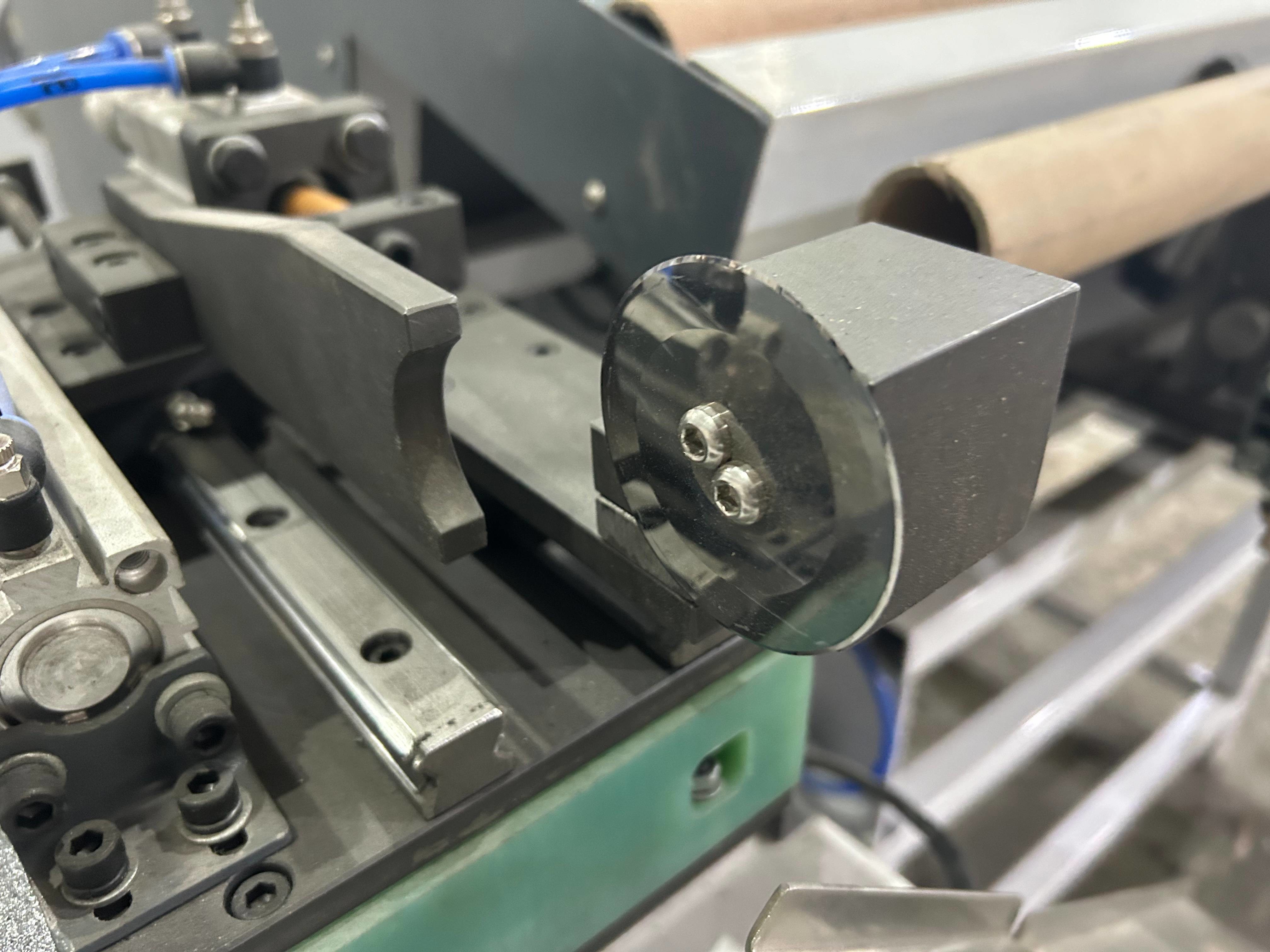 SR-1300C Servo Motor Controlled Paper Core Cutting Machine For Label Die Cutting
