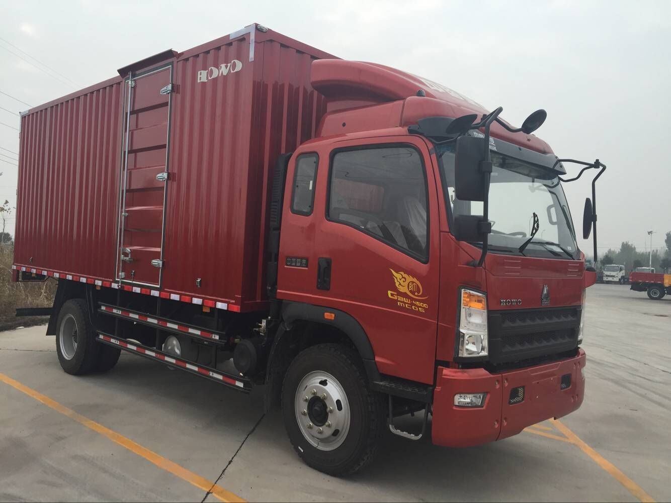 New 10 Ton SINOTRUK Cargo Truck with good quality Low Price manual transmission