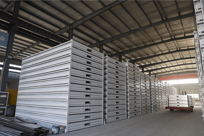 Prefab Grande Folding Container House 40ft Innovative Waterproof Design