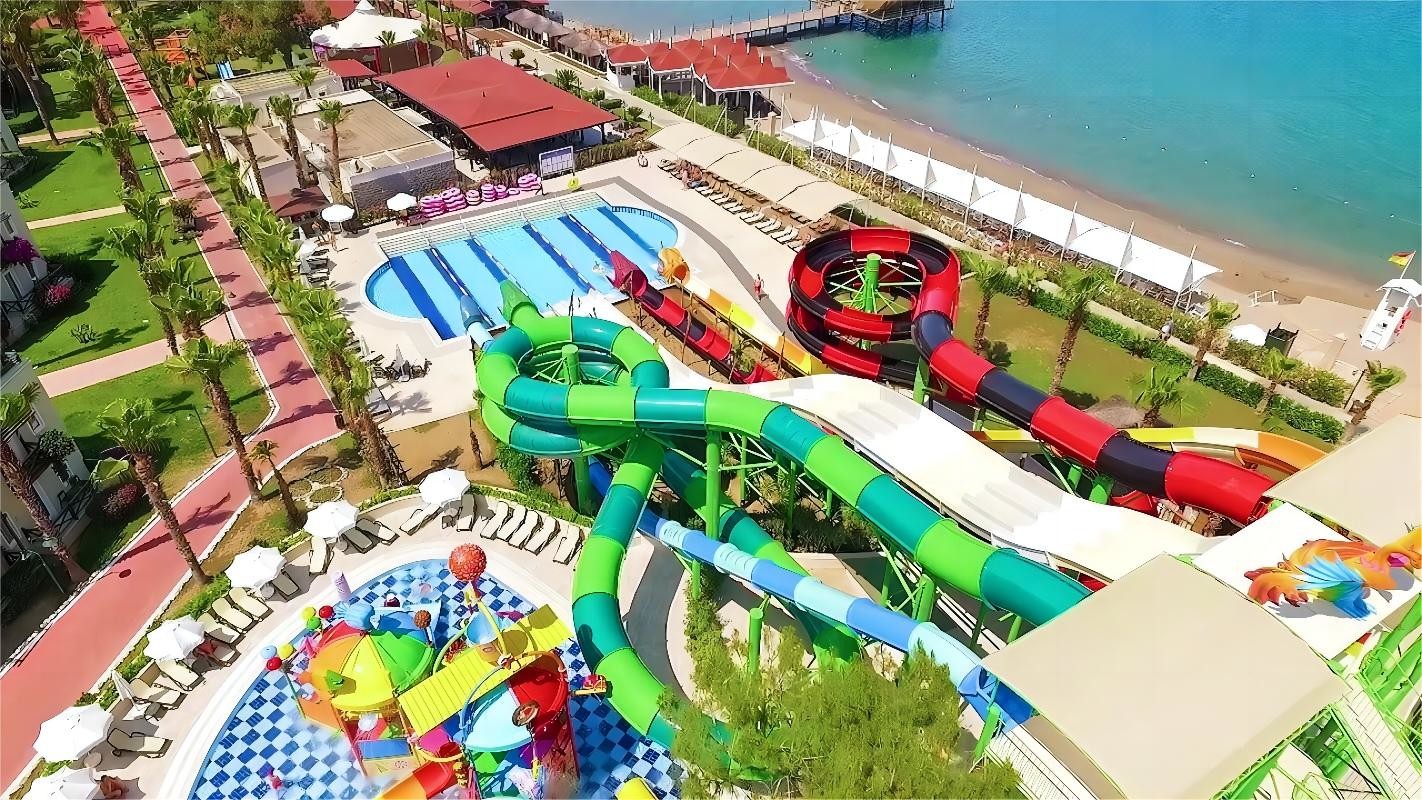 Hot Dipped Galvanized Steel Water Amusement Park Swimming Pool Equipment Fiberglass Water Slide