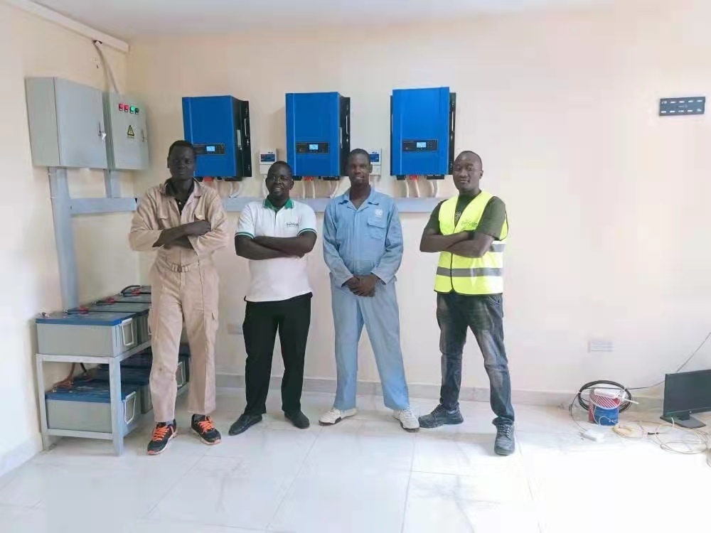 Solar System On Grid Hybrid Solar Inverter 5KW 6KW Pure Sine Wave