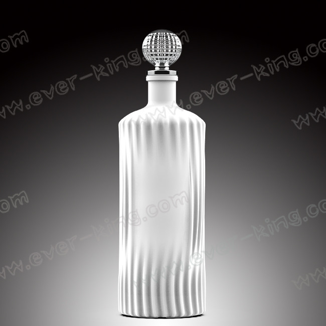 Liquor Spirit Glass Bottle Logo Embossed Customized 750ml