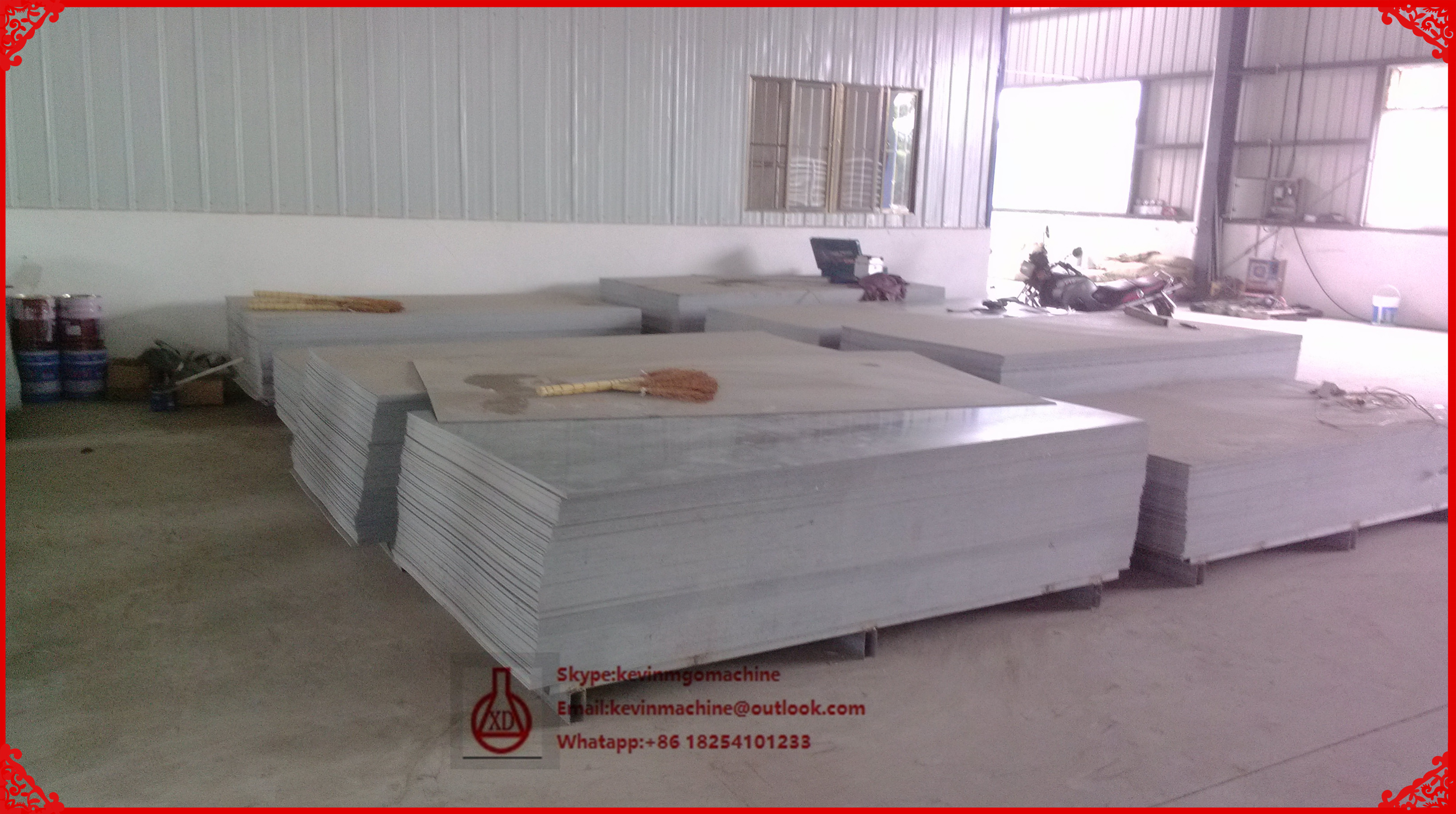 50 mm - 150 mm Thickness EPS Sandwich Panel Machine Roofing Sheet Forming Machine