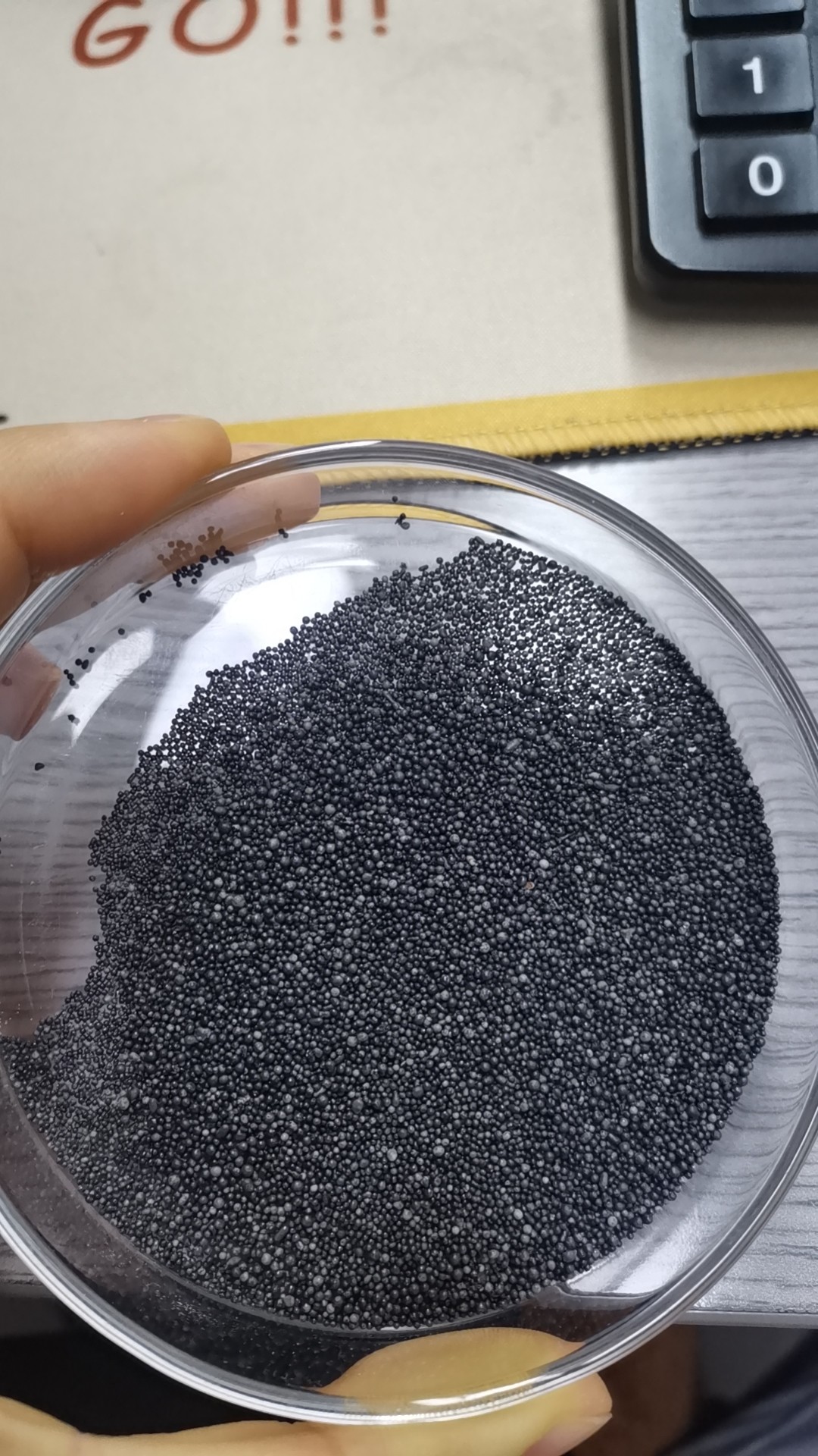 Lost wax casting sand fused bauxite beads sand ceramsite foundry sand beads fused ceramic sand 40-60 mesh
