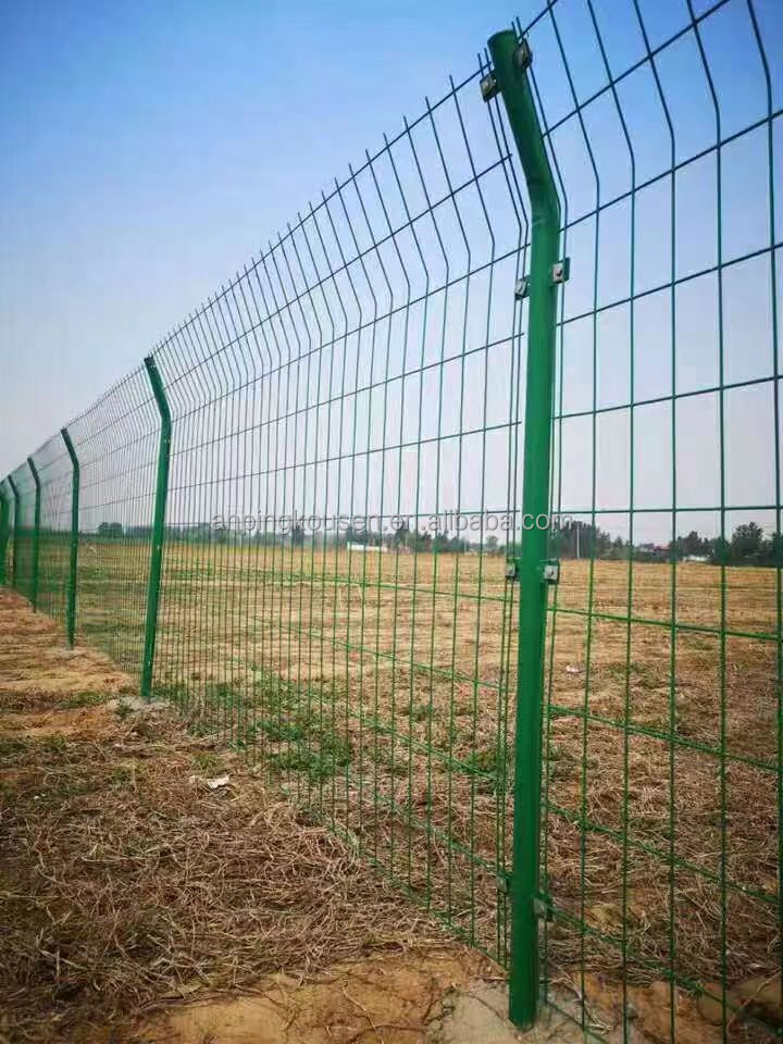 Outdoor Triangle Welded Mesh 3D Fence Galvanized Fence for Highway 830mm-2530mm Height