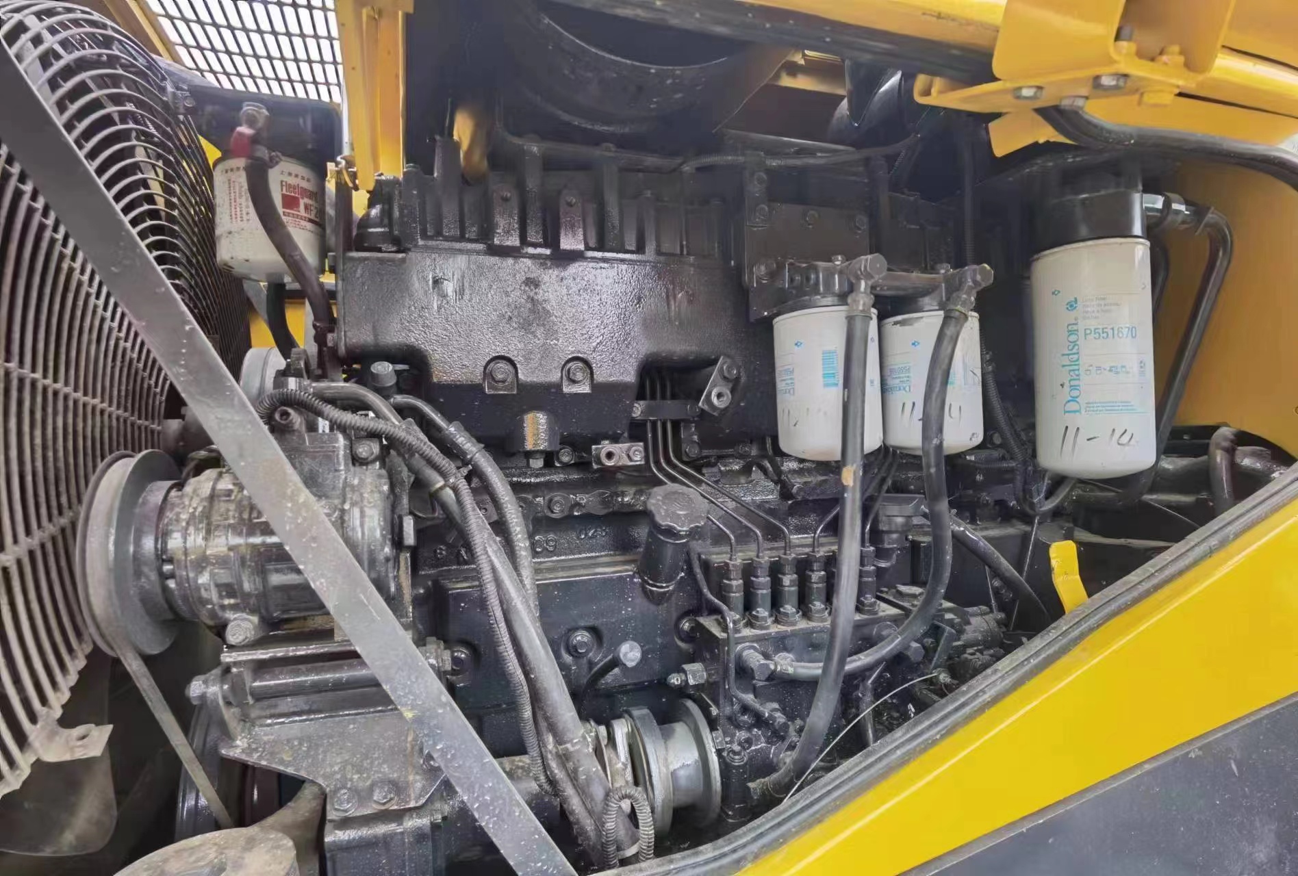 Komatsu WA470 Wheel Loader 194 kW Front Loader for Sell in Shanghai Made in Japan