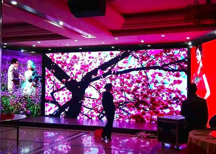 P5 Full Color Outdoor Led Display 1200 Nits Brightness High Refresh For Live Sports