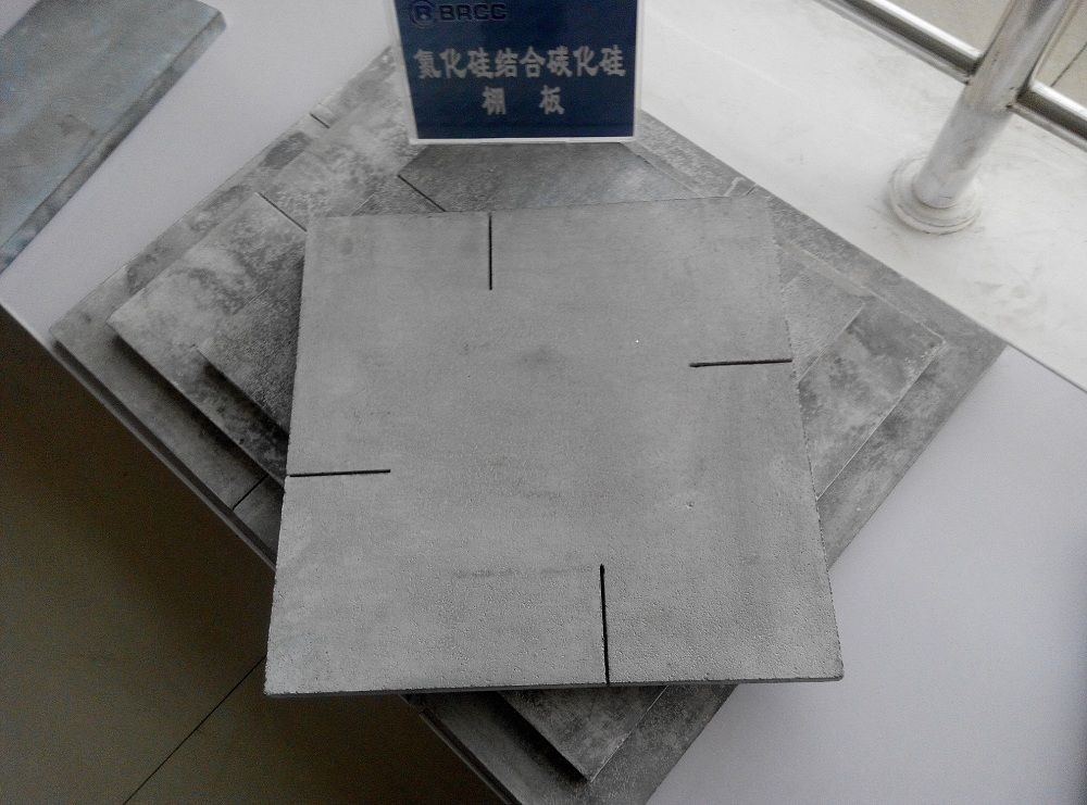 Silicon Carbide Plate for Refractory Kiln Furniture Sampled and ≤17% Apparent Porosity