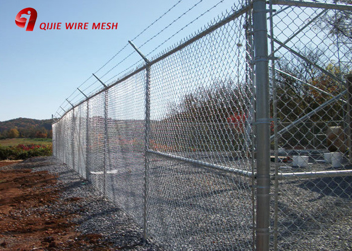 Hot Dipped Galvanized Chain Link Garden Security Wire Mesh Iron Metal Farm Fence-004
