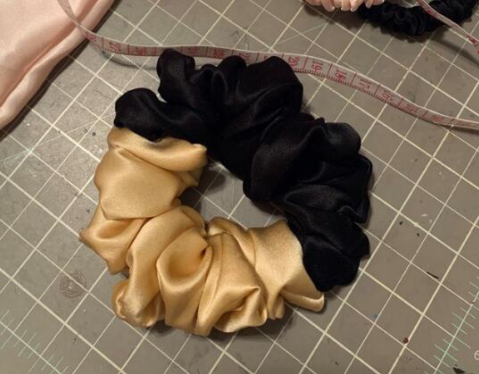 Small 6 Padded 0.03kg Satin Silk Scrunchies Headband Warrens