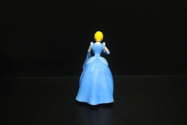 Blue Color Dress Little Collectible Toys Snow White Figure For Kids