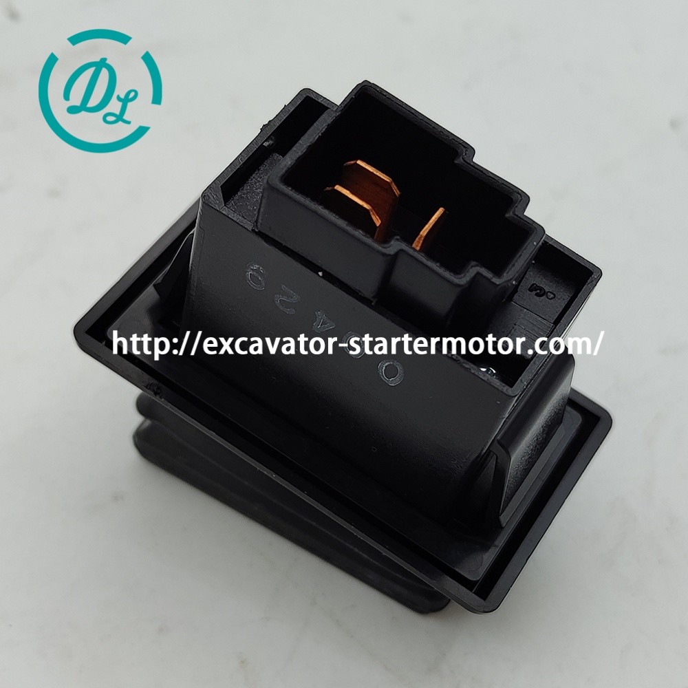 Sumitomo KHR3967 Toggle Switch Excavator Spare Parts 24V Switch
