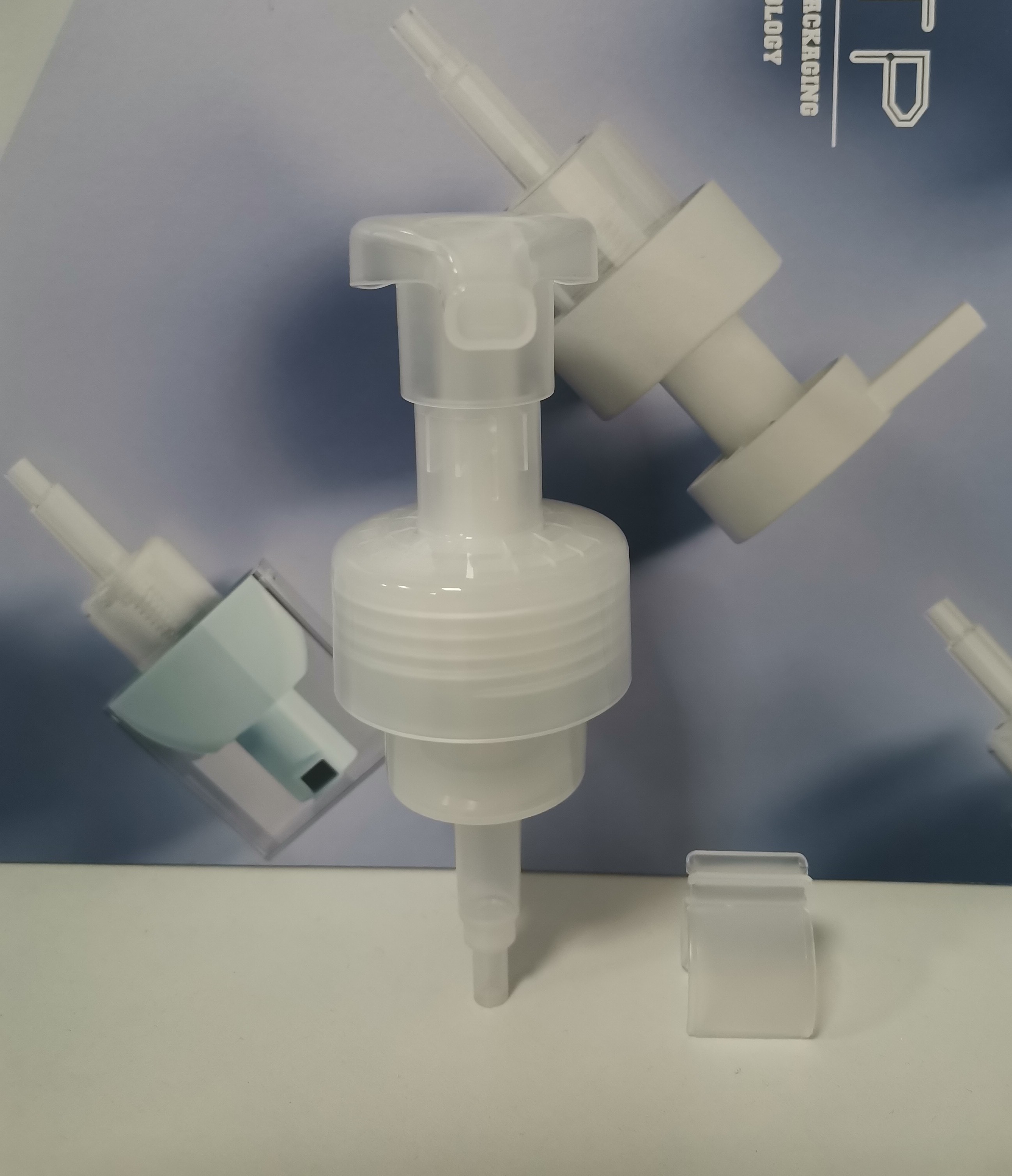 Customized Foaming Pump Dispenser For Liquid Soap High Tranparent