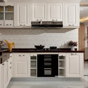 China Real Solid Wood Stock Cabinets North Europe Classic All Paint Solid Wood Modular Kitchen wholesale