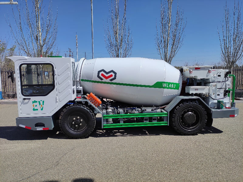 Economical Environmentally Friendly Underground Coal Mining Concrete Mixer Truck
