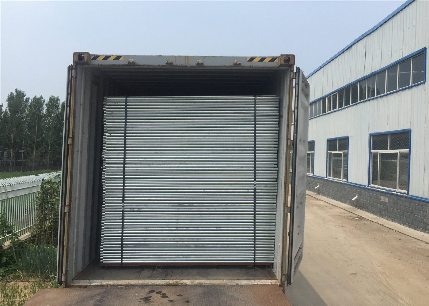 Silver Color Secure Temporary Fencing Building Security Fence 2100MM*2400MM Width