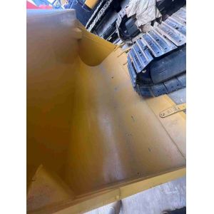 Powershift Loader 956 with 3.3M Bucket Capacity 24-251 Kg Operating Weight