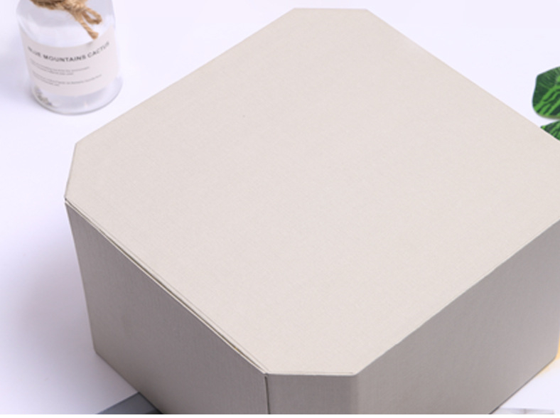 Octagonal Valentine'S Day Packaging Boxes , Ultraportable Fancy Paper Gift Box