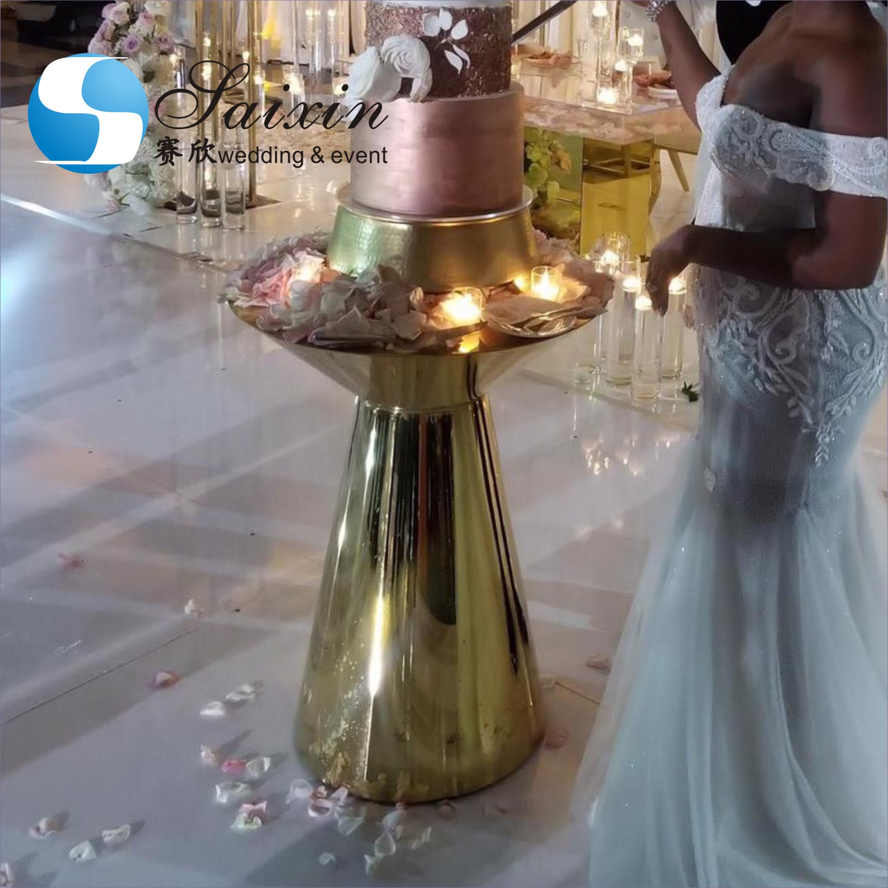 Unique gold sweetmeats acrylic stand cake table for wedding event party
