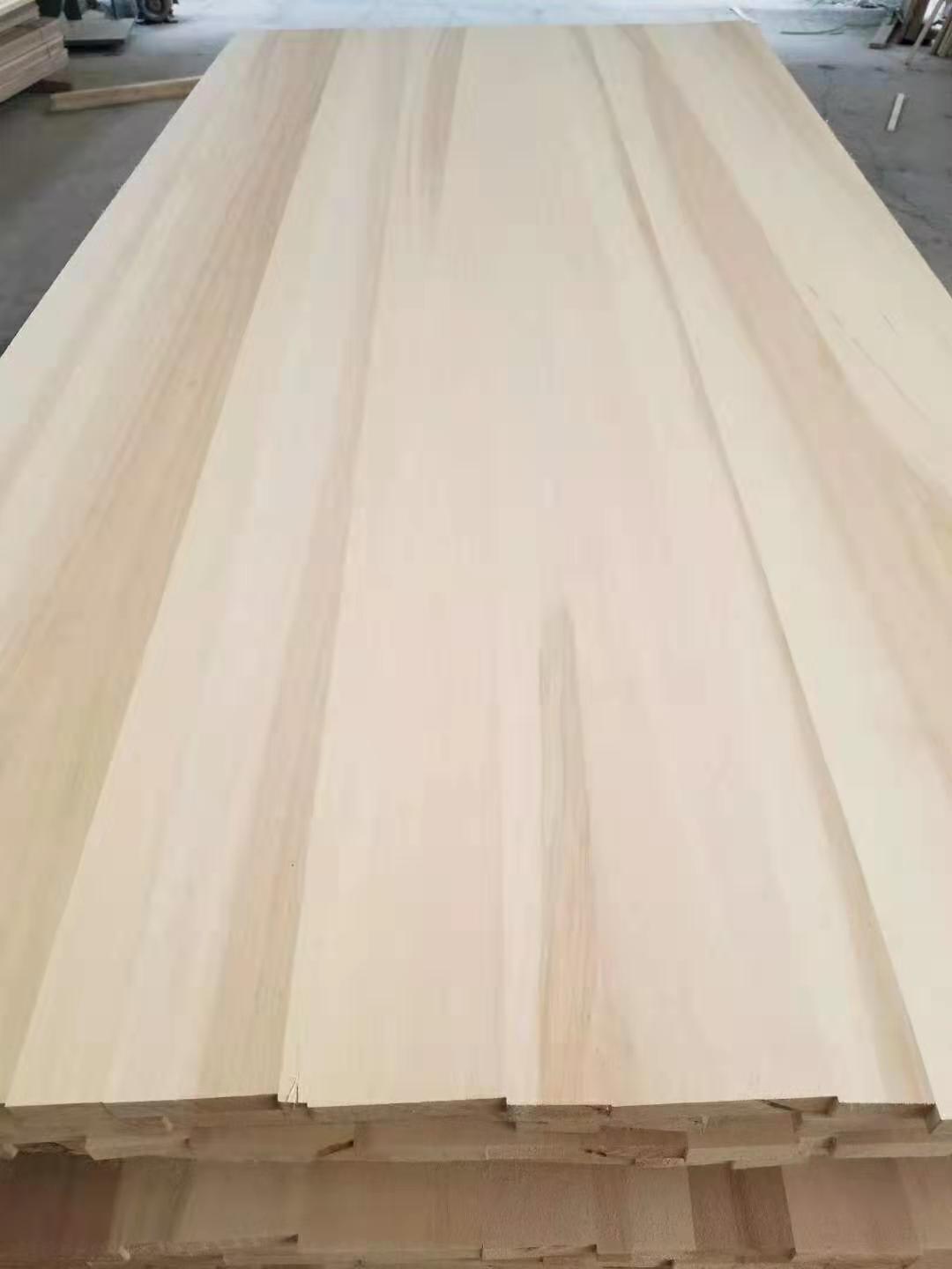 High Density 470kgs/M3 Poplar Planks For Solid Wood Lumber Panel