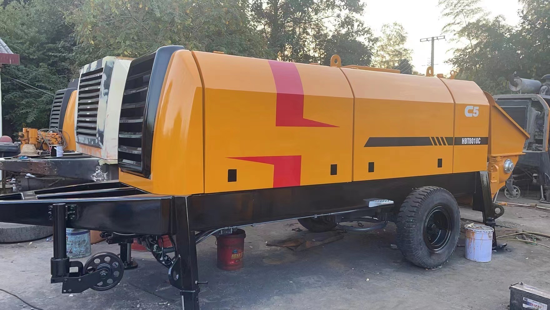 Refurbished Used Concrete Trailer Pump 1800mm Pump Stroke Max Delivery Distance 500-600m