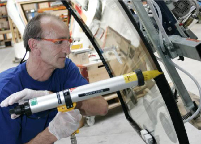 Shore A Windshield Polyurethane Sealant UV Resistant ISO9001 Auto Glass Sealant