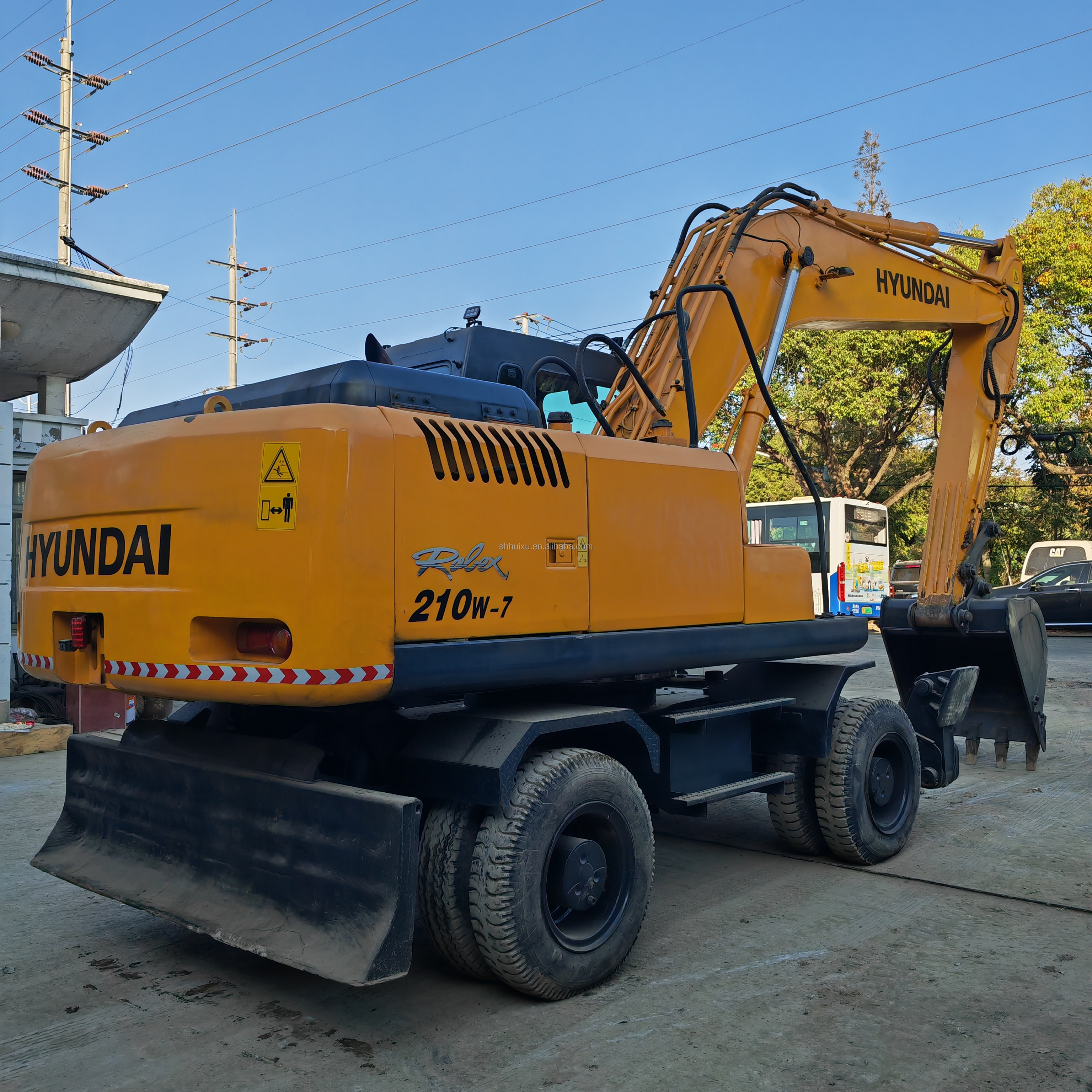 Hyundai R210w-7 Wheeled Excavator Fast Moving Second Hand 20.5t