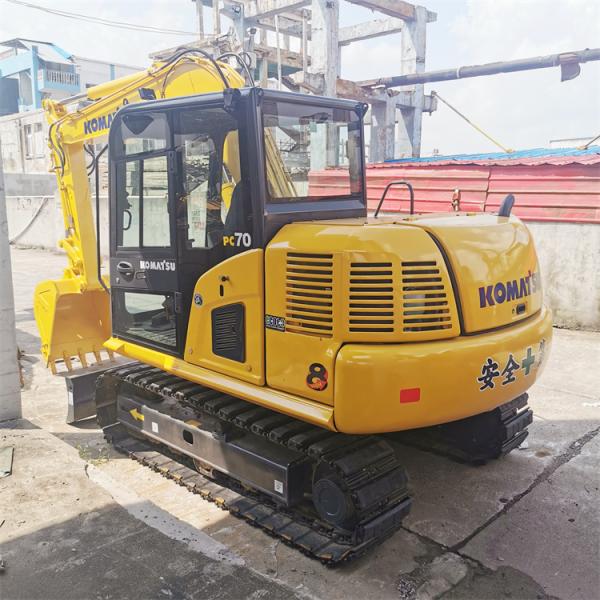 Used Komatsu PC 70 8 Excavator in Japan with 0.3 m3 Bucket Capacity and Good Health