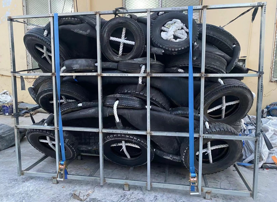 Natural Rubber Air Filled Pneumatic Rubber Fenders With 6-10 Years Lifespan