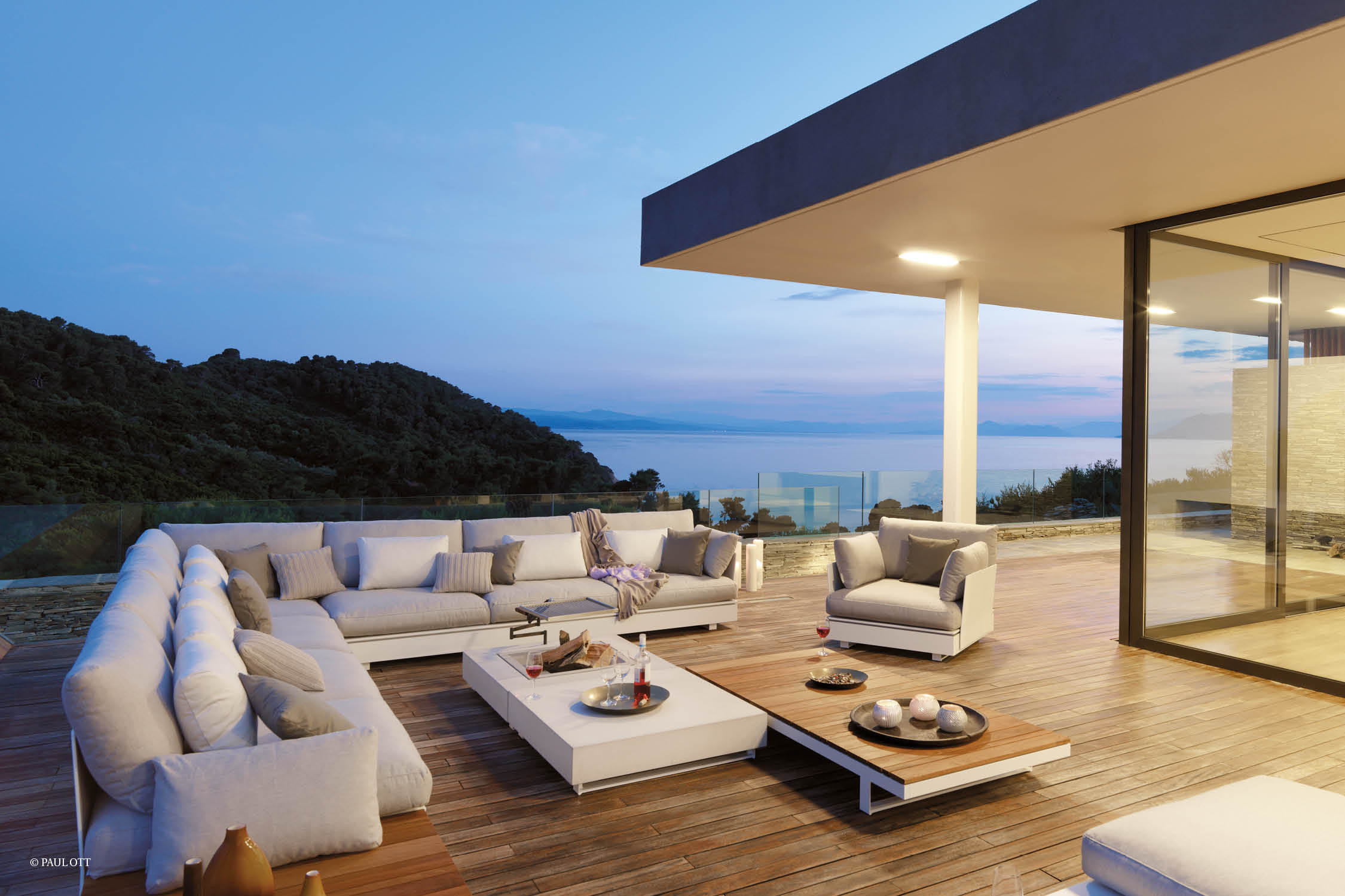 Waterproof Rattan Modern Outdoor Furniture Corner Sofa Dining Set For Leisure Area