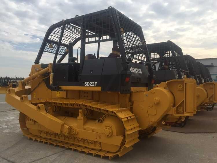 Shantui logging bulldozer SD22F Forestry machinery