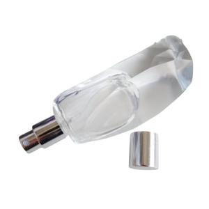 China perfume bottle 50-170ml recycled glass bottles black blue red pink green cap plastic and metal roll frog wholesale