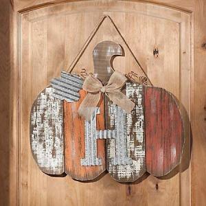 China Pumpkin Shape Thanksgiving Wood Pallet Plaque , Art Rustic Wood Wall Plaques wholesale