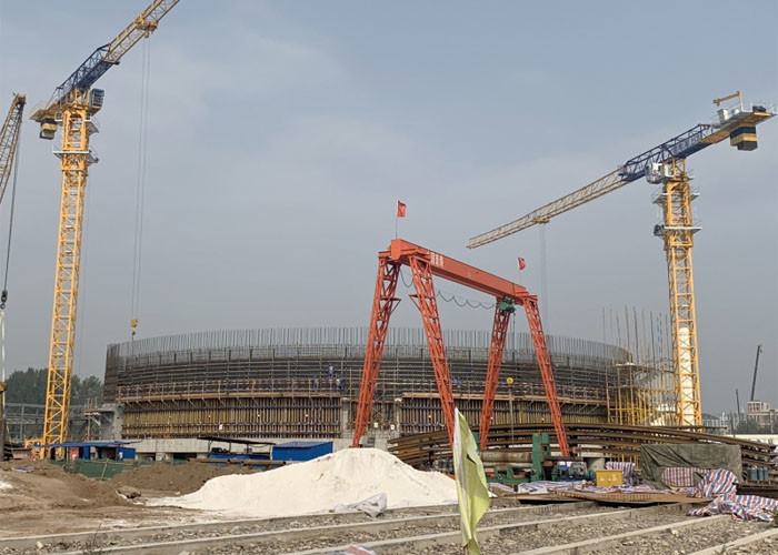 LNG Tower Climbing Formwork System With Crane Lifted ISO CE Certificate