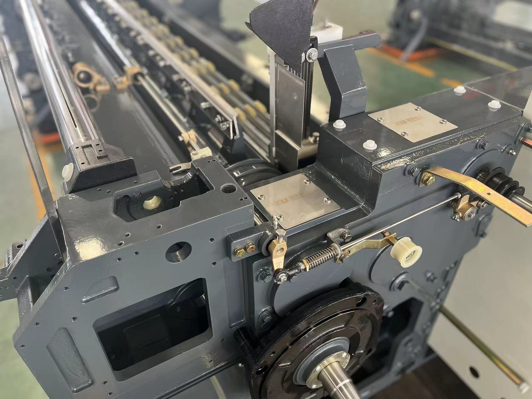 1000 RPM Water Air Jet Loom Machine Double Pump 190cm Dobby Opening Weaving