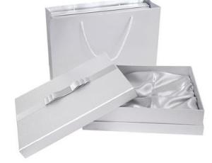 China Custom Cardboard Boutique Box , High Durability Custom Jewelry Fold Box wholesale