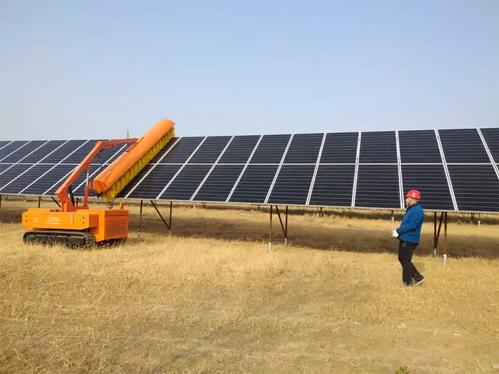 Solar Panel Cleaning Robot Solar Panels Cleaning Machine