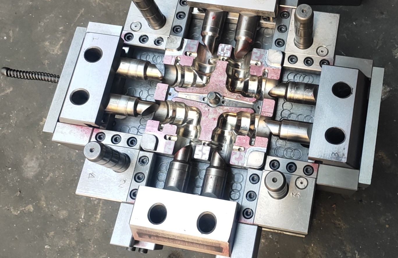 ISO9001 Long Service Life Zinc Alloy Die Casting