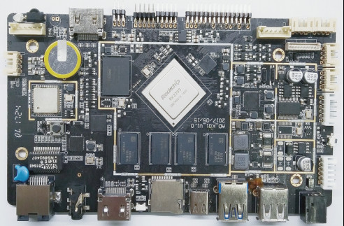 Bluetooth 4.0 Embedded Computer Boards RK3399 Six Core 7"~84" Display Interface