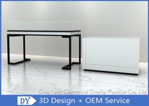 China Matte White Handbag Display Fixtures Pre - Assembly Structure Superb Craftsmanship wholesale