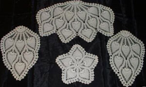 christmas tablecloths cotton and linen, Tablemat, Corcheted Lace Table linen, Tablecloth