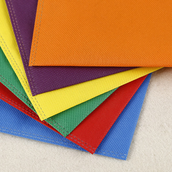 Mini colorful shopping bag, Eco-friendly non-woven value priced carry bag, reusable fold able gift bag