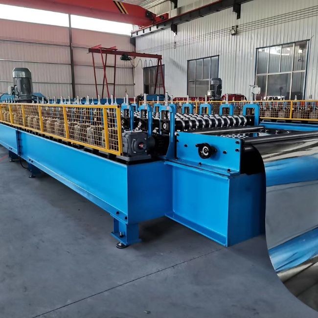 10m/Min-20m/Min Cr12 Roll Former Machines 5.5KW Main Motor Power