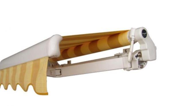 Home Patio Motorized Waterproof Retractable Awning With Screen